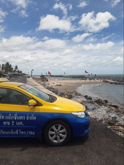 ที่นี่...หาดหัวไทรครับ